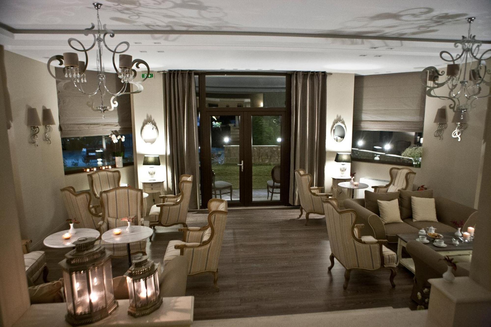 Melies Boutique Hotel Káto Loutrákion Екстериор снимка